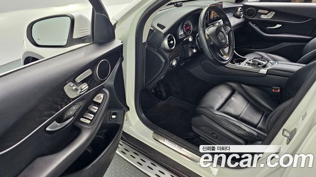 Mercedes-Benz GLC-Class GLC300 4MATIC