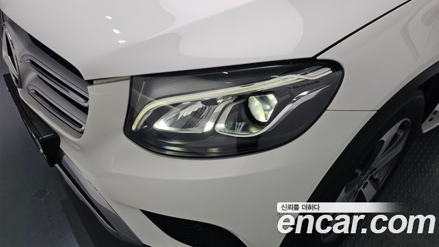 Mercedes-Benz GLC-Class GLC300 4MATIC