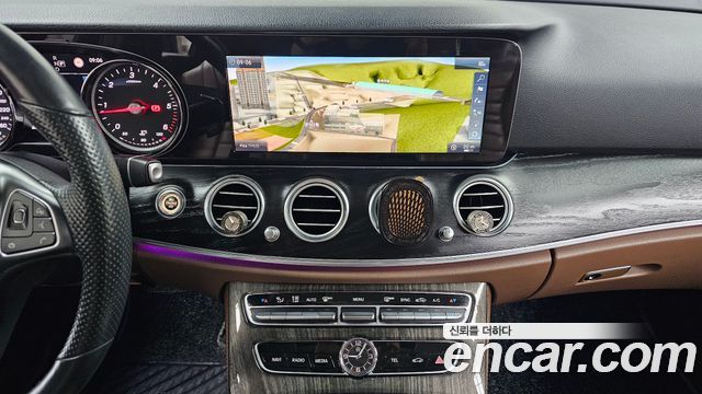 Mercedes-Benz E-Class E220d Avantgarde