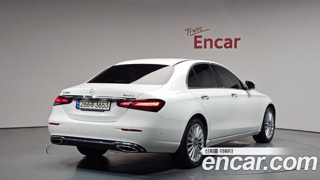 Mercedes-Benz E-Class E220d 4MATIC Exclusive