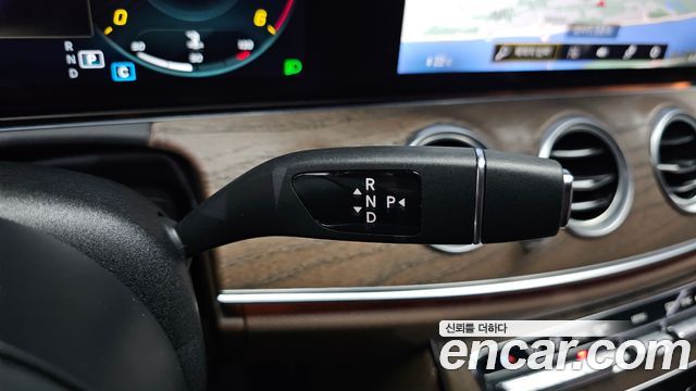 Mercedes-Benz E-Class E220d 4MATIC Exclusive