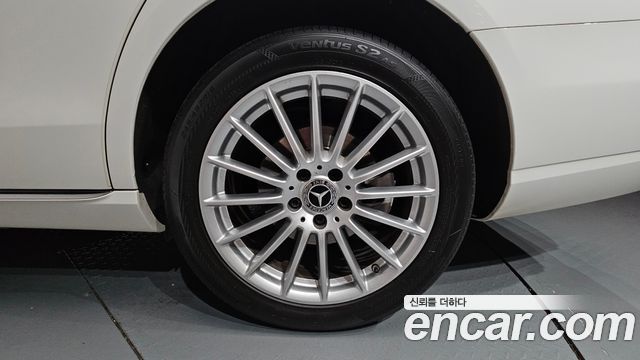Mercedes-Benz E-Class E220d 4MATIC Exclusive