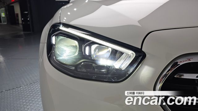 Mercedes-Benz E-Class E220d 4MATIC Exclusive