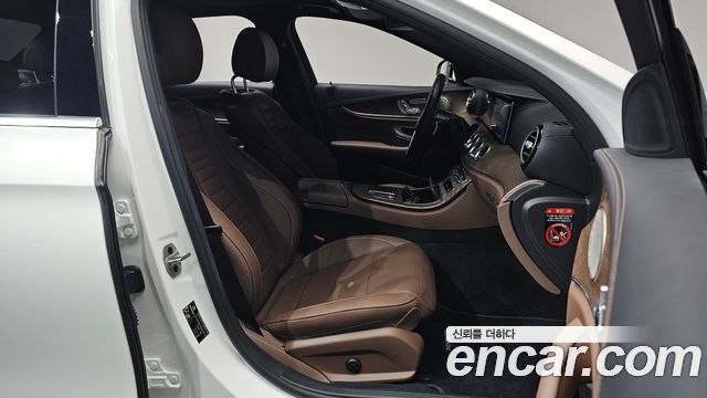 Mercedes-Benz E-Class E220d 4MATIC Exclusive