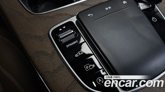 Mercedes-Benz E-Class E220d 4MATIC Exclusive