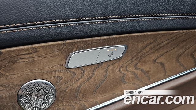 Mercedes-Benz E-Class E220d 4MATIC Exclusive