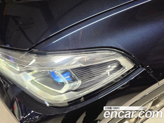 BMW X6 M50i