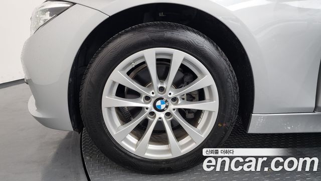 BMW 3-Series 320d