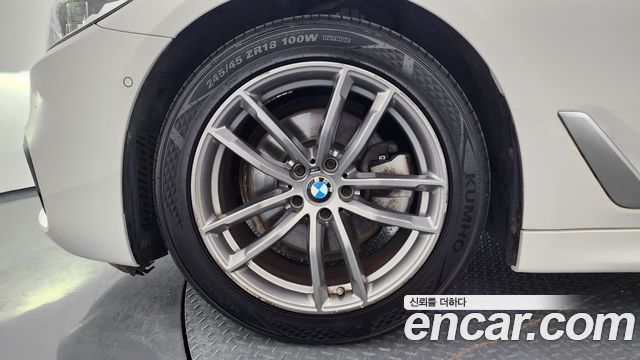 BMW 5-Series 520d M Sport Package Plus