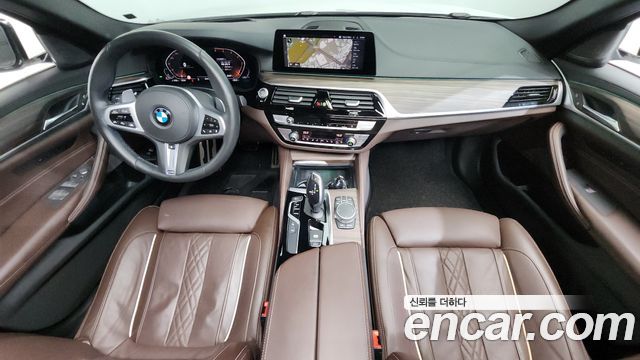 BMW 5-Series 520d xDrive M Sport Package Plus