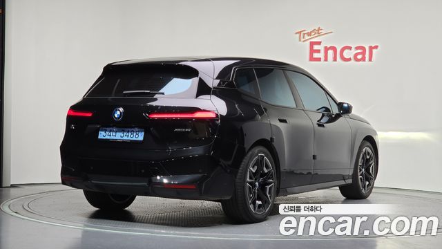 BMW iX xDrive50 Sports Plus