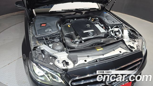 Mercedes-Benz E-Class E250 Avantgarde