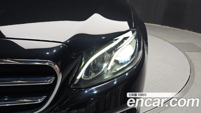 Mercedes-Benz E-Class E250 Avantgarde