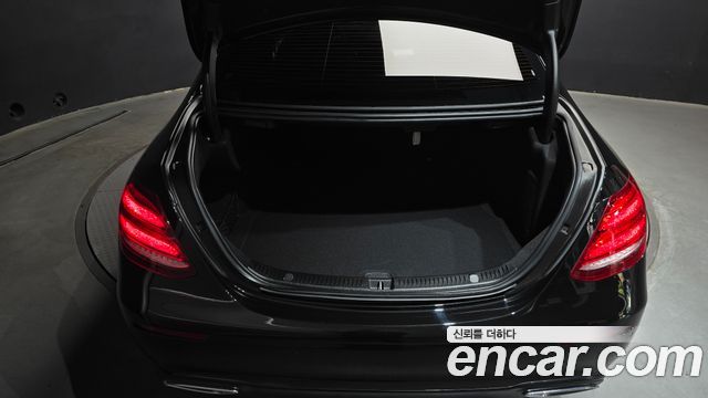Mercedes-Benz E-Class E250 Avantgarde