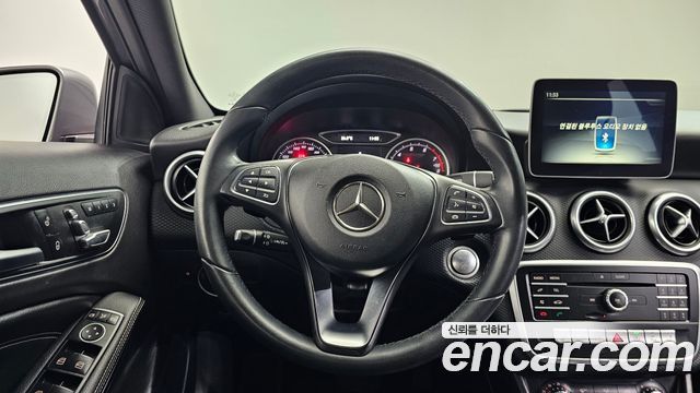 Mercedes-Benz A-Class A200