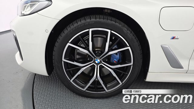 BMW 5-Series 530e M Sport