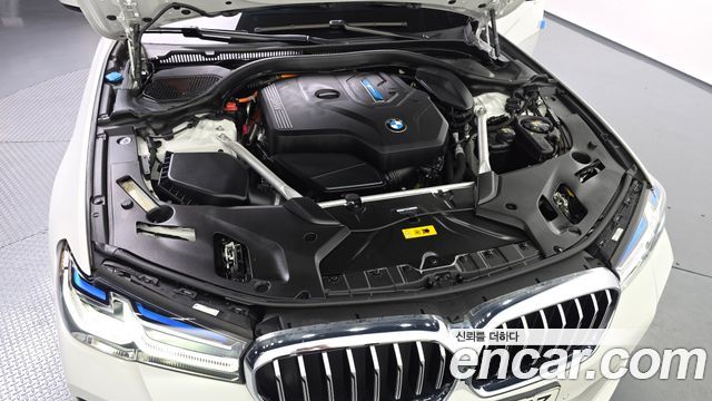 BMW 5-Series 530e M Sport