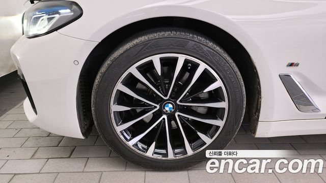 BMW 5-Series 520d Luxury Special Edition