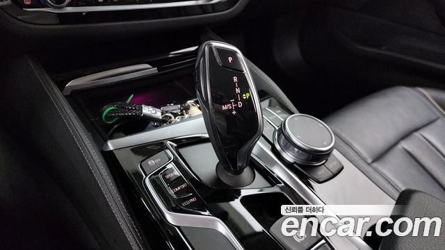 BMW 5-Series 520d Luxury Special Edition