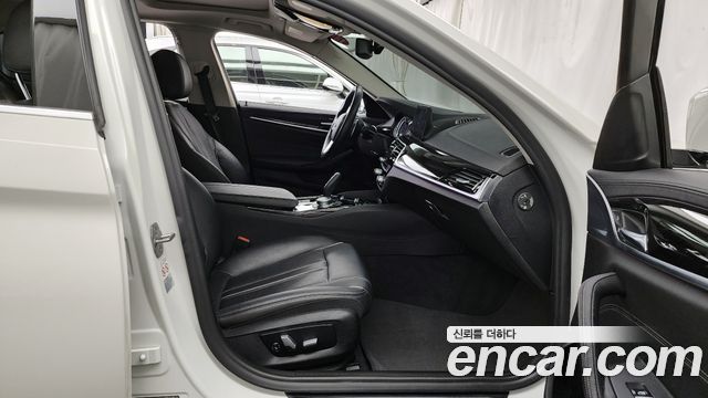 BMW 5-Series 520d Luxury Special Edition