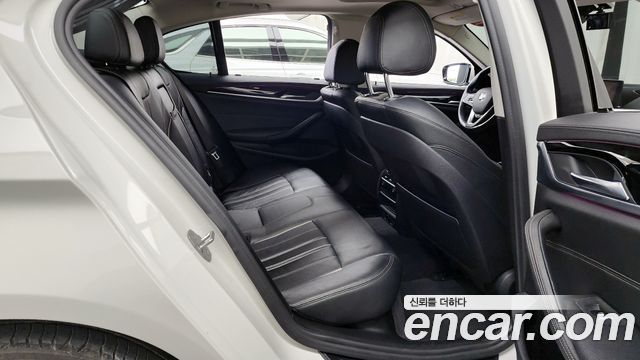 BMW 5-Series 520d Luxury Special Edition