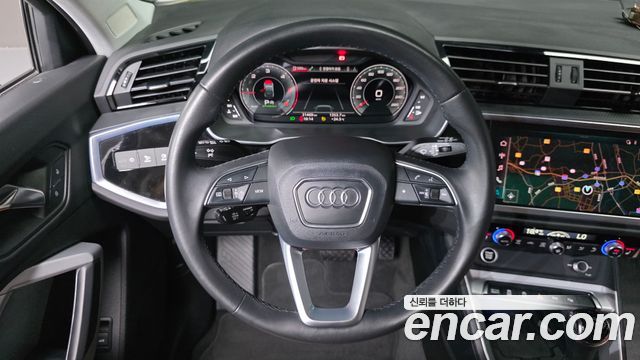 Audi Q3 35 TDI Premium Sportback