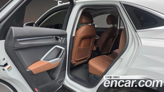Audi Q3 35 TDI Premium Sportback