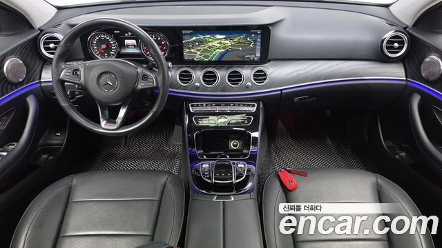 Mercedes-Benz E-Class E200 Avantgarde