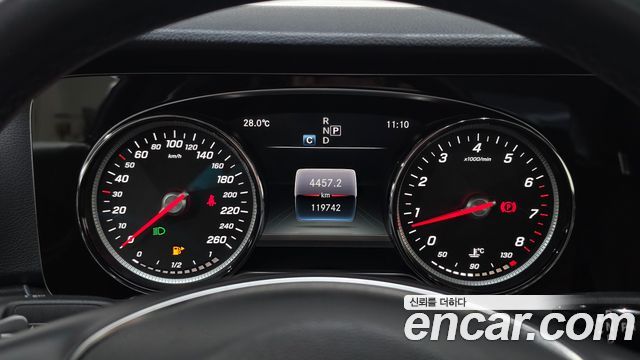 Mercedes-Benz E-Class E200 Avantgarde