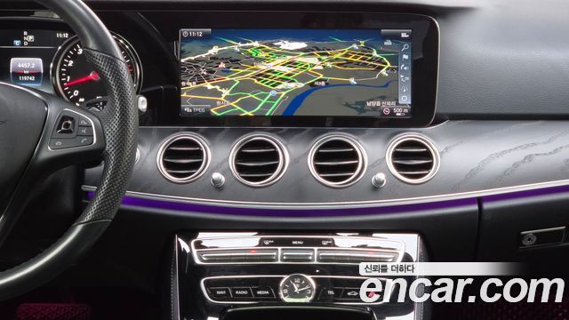 Mercedes-Benz E-Class E200 Avantgarde