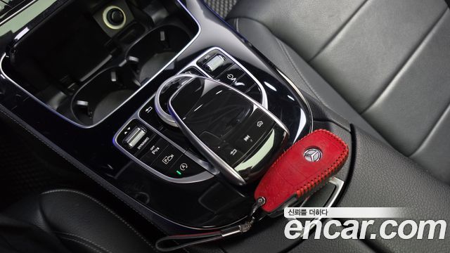 Mercedes-Benz E-Class E200 Avantgarde