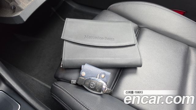 Mercedes-Benz CLA-Class CLA250 4MATIC