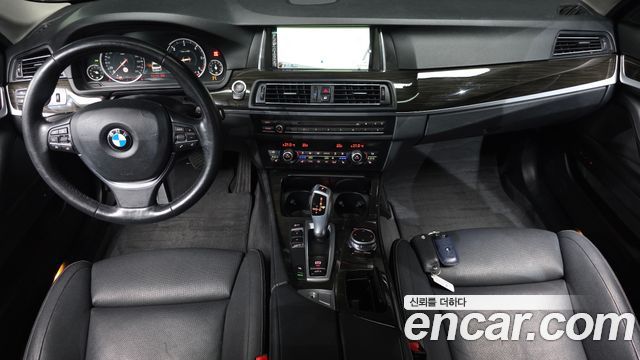 BMW 5-Series 520d Luxury Plus