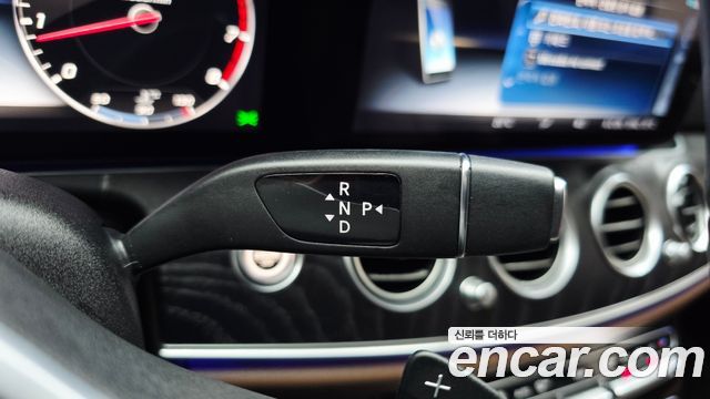 Mercedes-Benz E-Class E300 Avantgarde