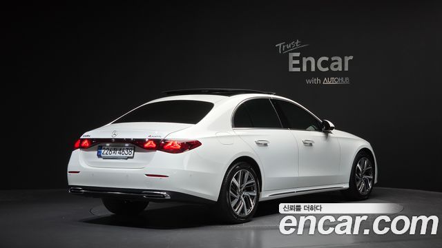 Mercedes-Benz E-Class E220d 4MATIC Exclusive
