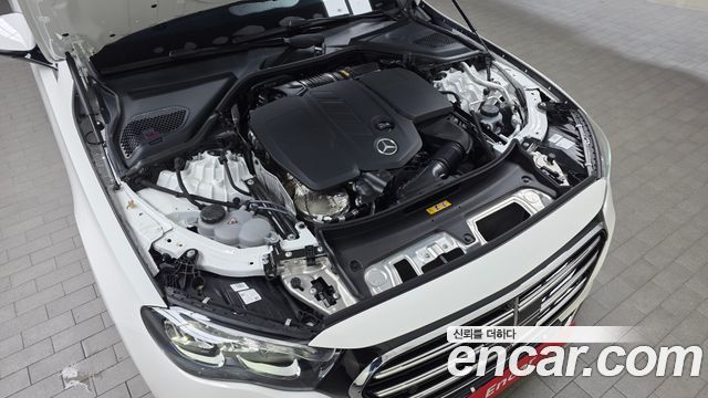 Mercedes-Benz E-Class E220d 4MATIC Exclusive