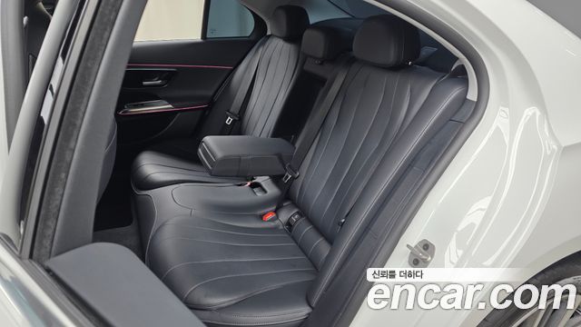 Mercedes-Benz E-Class E220d 4MATIC Exclusive