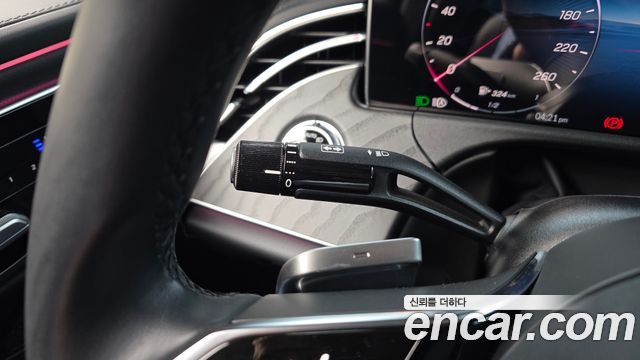Mercedes-Benz E-Class E220d 4MATIC Exclusive
