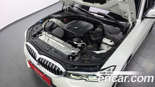BMW 3-Series 320d Luxury