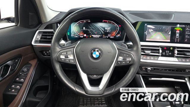 BMW 3-Series 320d Luxury