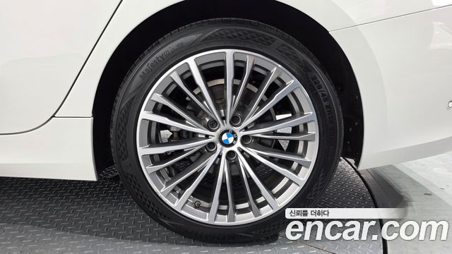 BMW 3-Series 320d Luxury