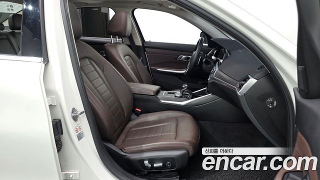 BMW 3-Series 320d Luxury