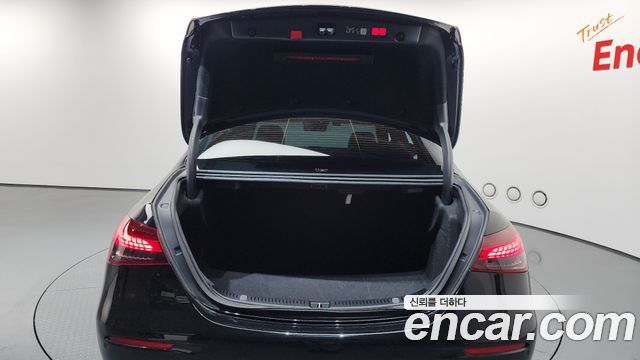 Mercedes-Benz E-Class E350 4MATIC AMG Line
