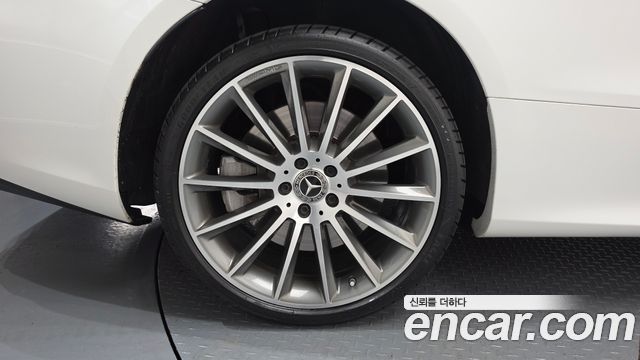 Mercedes-Benz E-Class E450 4MATIC Cabriolet