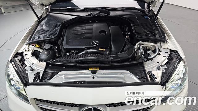 Mercedes-Benz C-Class C200 Cabriolet