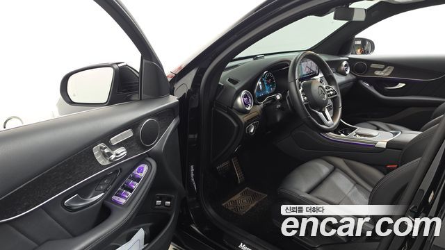 Mercedes-Benz GLC-Class GLC300e 4MATIC Coupe
