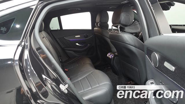 Mercedes-Benz GLC-Class GLC300e 4MATIC Coupe