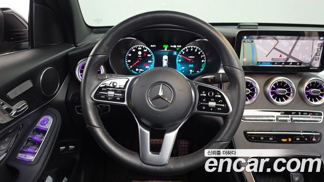 Mercedes-Benz GLC-Class GLC300e 4MATIC Coupe