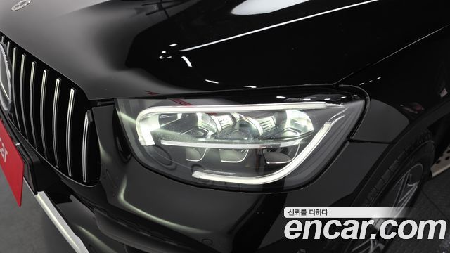 Mercedes-Benz GLC-Class GLC300e 4MATIC Coupe