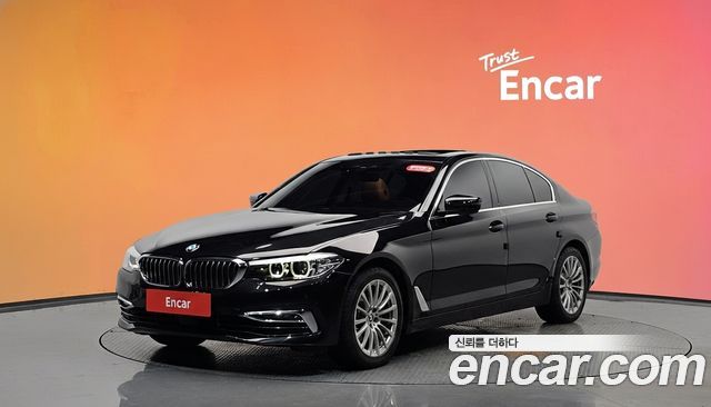BMW 5-Series 520i Luxury